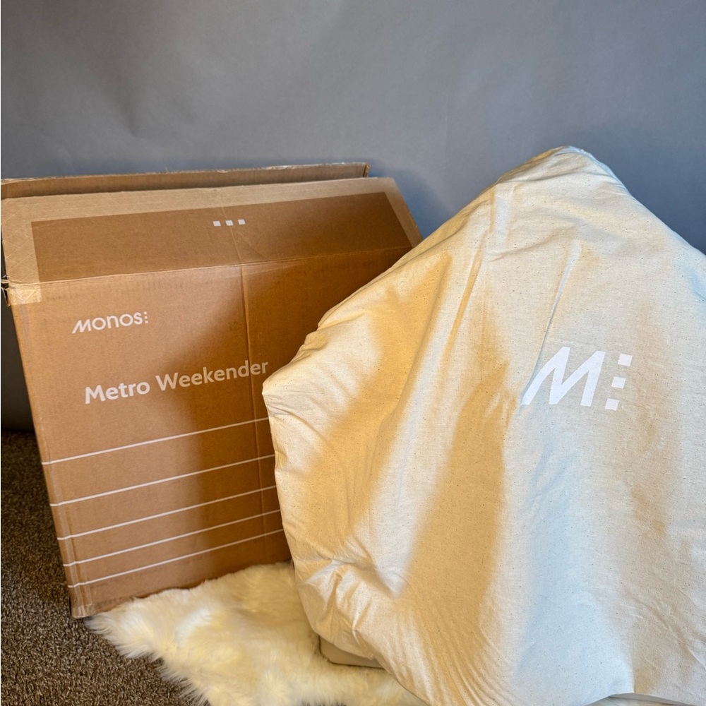 MONOS Metro Weekender - Ivory - Vegan Leather Travel Luggage - Picture 11 of 16